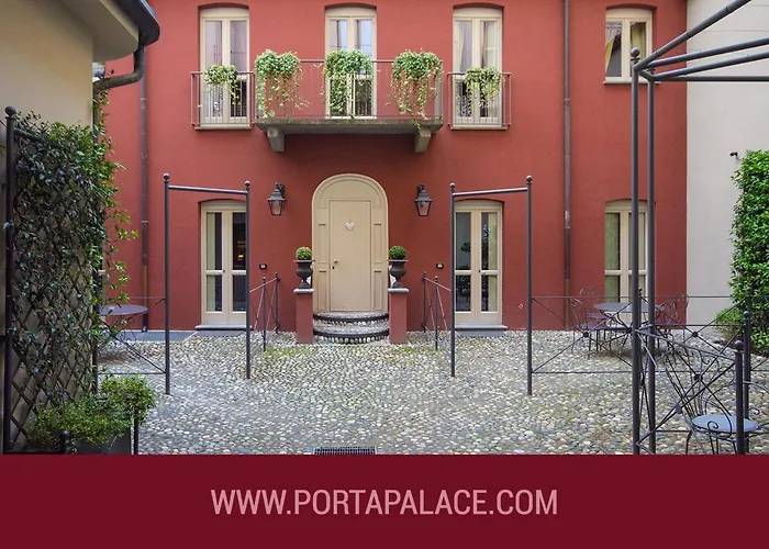 Porta Palace Apartments