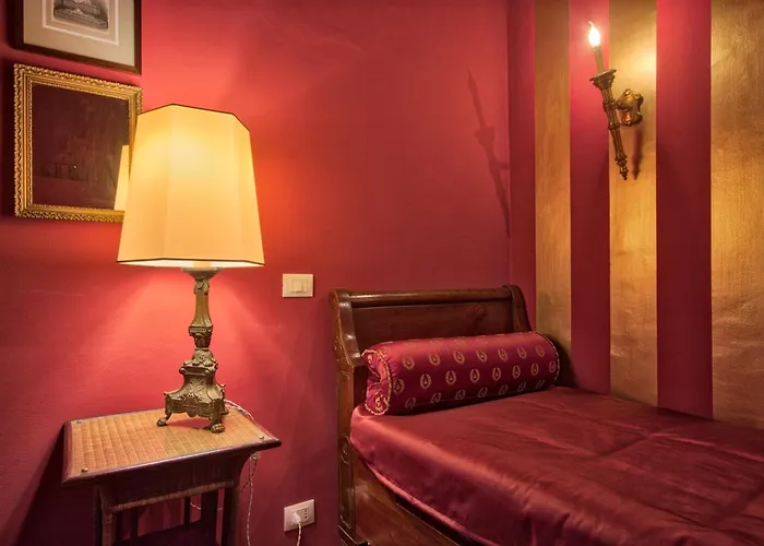 Porta Palace Apartments