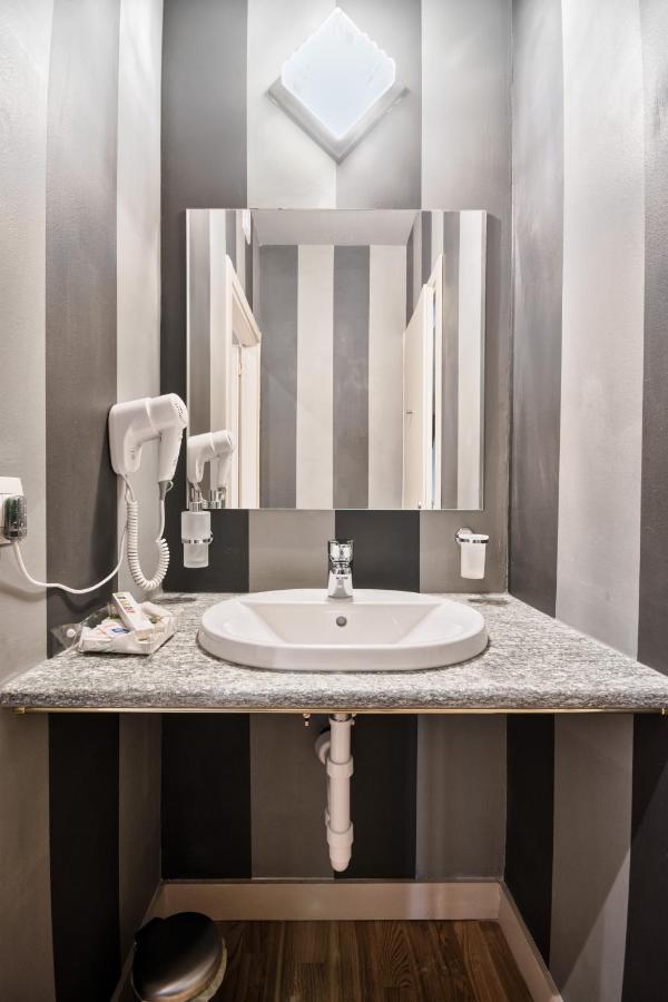 Porta Palace Apartment Turin